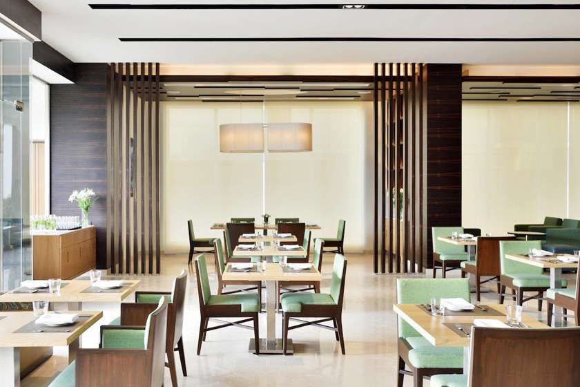 idrfi-restaurant-0005-hor-wide